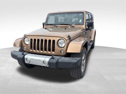 Used 2015 Jeep Wrangler Unlimited Sahara w/ Connectivity Group image 2