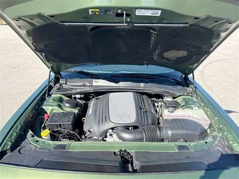 Used 2019 Dodge Challenger R/T w/ Driver Convenience Group image 33