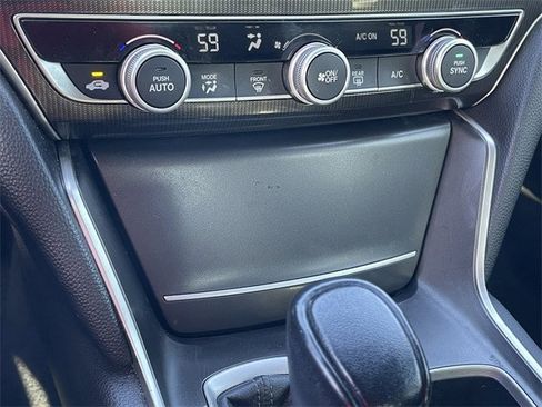 Used 2020 Honda Accord Sport image 18