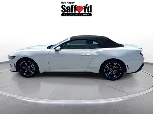 Used 2025 Ford Mustang Premium RWD image 4