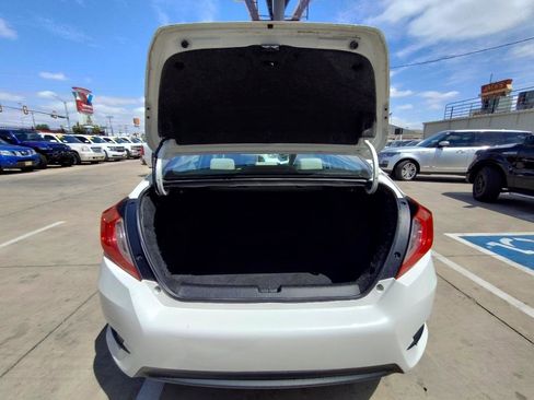 Used 2017 Honda Civic EX image 46