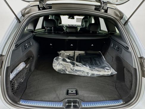 New 2026 Mercedes-Benz GLC 300 image 27