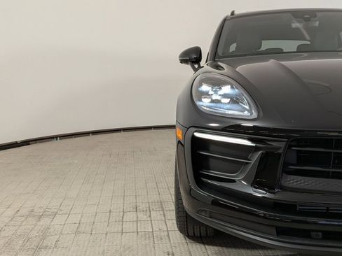 New 2026 Porsche Macan image 12