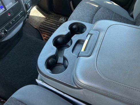 Used 2013 RAM 1500 Big Horn RWD image 18