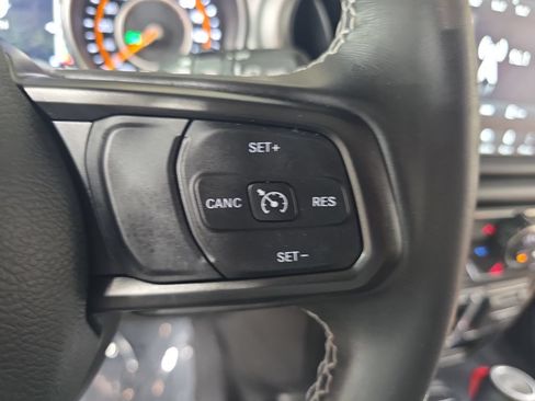 Used 2021 Jeep Wrangler Sport AWD/4WD image 17