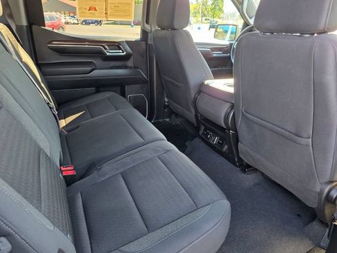 Used 2024 Chevrolet Silverado 1500 LT AWD/4WD image 37