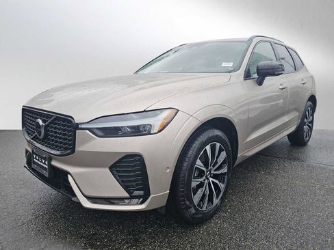 Certified 2025 Volvo XC60 B5 Plus AWD/4WD image 7