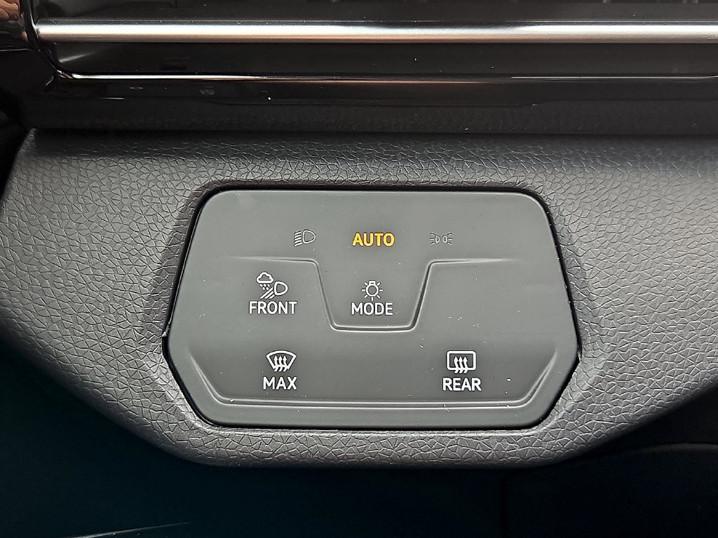 Used 2023 Volkswagen ID.4 Pro S RWD image 18
