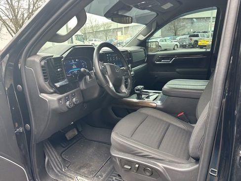 Used 2023 Chevrolet Silverado 1500 RST w/ Redline Edition image 10