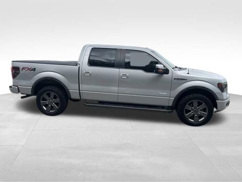 Used 2014 Ford F150 FX4 w/ Equipment Group 402A Luxury AWD/4WD image 4
