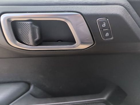 Used 2022 Ford Bronco Raptor image 36