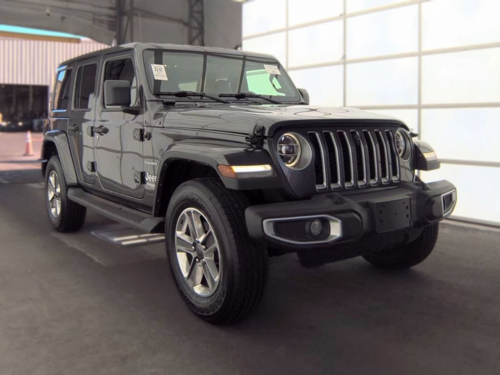 Used 2022 Jeep Wrangler Unlimited Sahara w/ LED Lighting Group AWD/4WD image 7