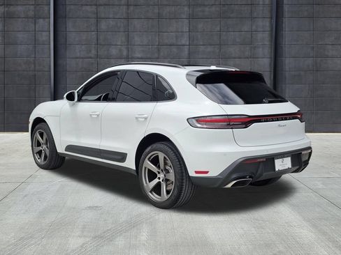 Used 2026 Porsche Macan AWD/4WD image 3