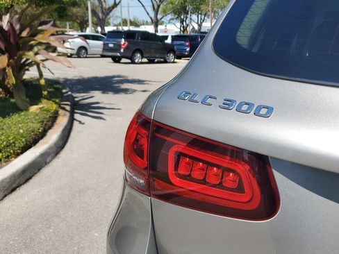 Used 2021 Mercedes-Benz GLC 300 4MATIC image 27