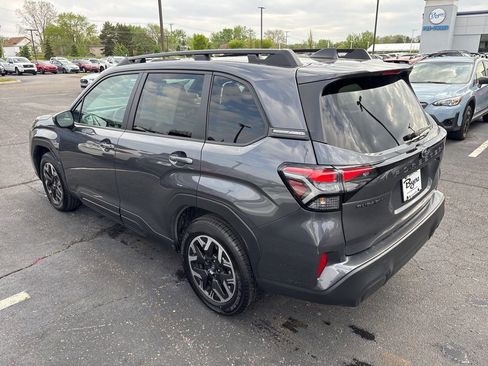 Certified 2026 Subaru Forester Premium image 5