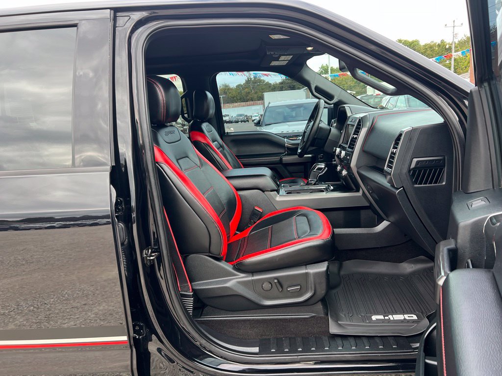 Used 2019 Ford F150 Lariat w/ Equipment Group 502A Luxury AWD/4WD image 24
