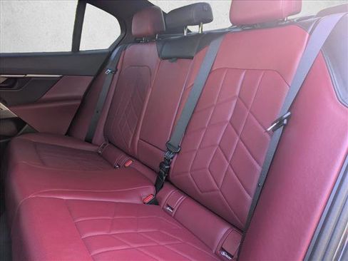 Certified 2025 BMW i5 eDrive40i w/ M Sport Package image 18