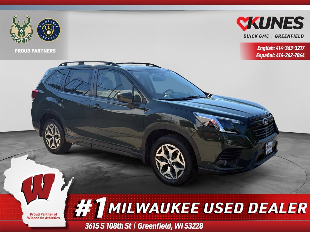 Used 2023 Subaru Forester Premium AWD/4WD image 1
