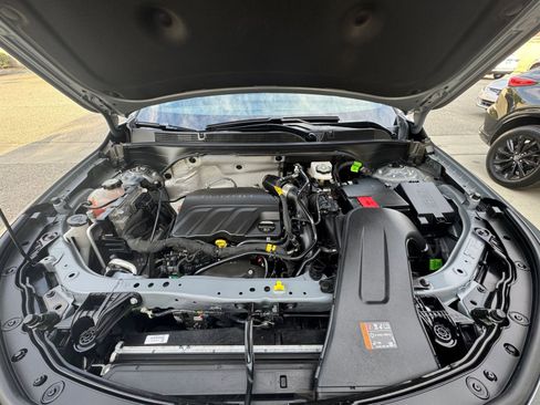 Used 2025 Buick Envista Sport Touring image 31