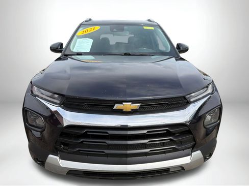 Used 2021 Chevrolet TrailBlazer LT w/ Premium Seating Package FWD image 10
