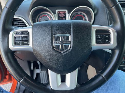 Used 2013 Dodge Journey SXT w/ Flexible Seating Group image 14