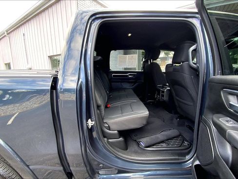Used 2025 RAM 1500 Big Horn AWD/4WD image 17