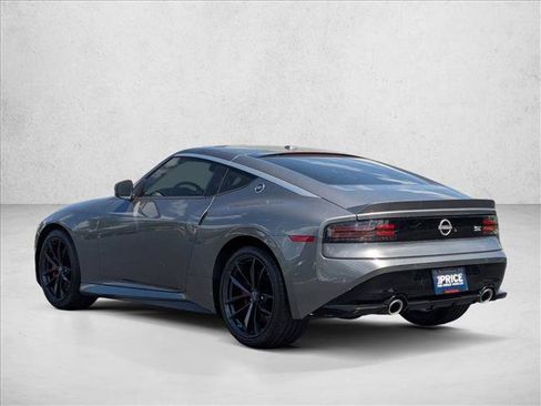 Used 2024 Nissan Z Performance w/ Floor Mat Package RWD image 8