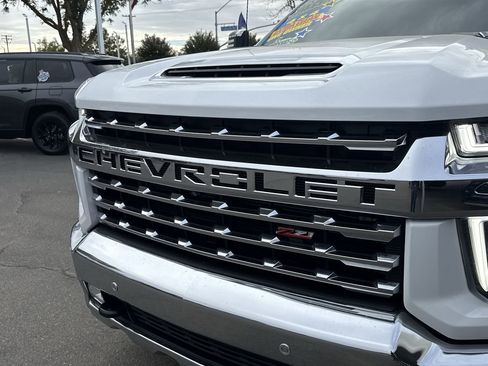 Used 2023 Chevrolet Silverado 2500 LTZ w/ LTZ Convenience Package image 30