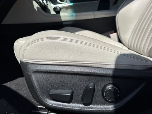 Used 2023 Genesis G70 2.0T w/ Sport Prestige Package AWD/4WD image 14