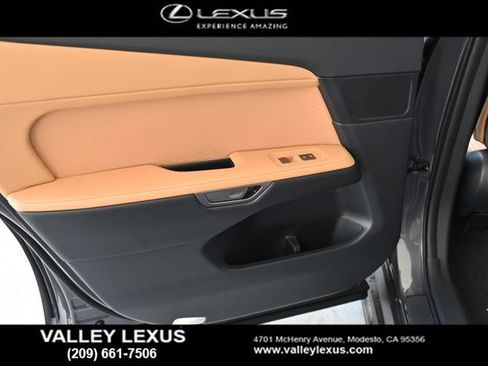 New 2026 Lexus ES 350e w/ Convenience Package FWD image 16