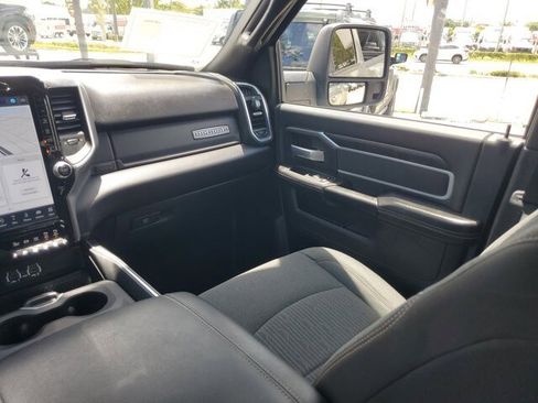 Certified 2024 RAM 3500 Big Horn w/ Night Edition AWD/4WD image 16