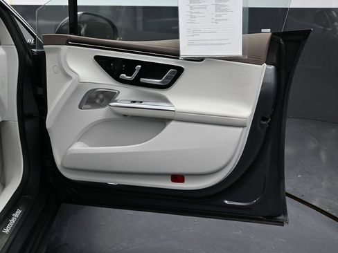 Used 2023 Mercedes-Benz EQE 350+ 4MATIC Sedan image 34