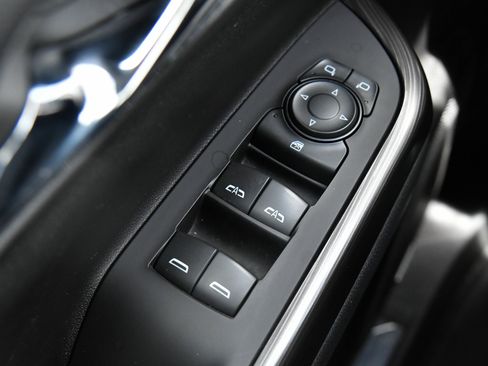 Used 2023 GMC Acadia SLT FWD image 38