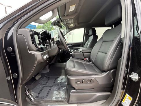 Used 2026 GMC Sierra 1500 SLT RWD image 10