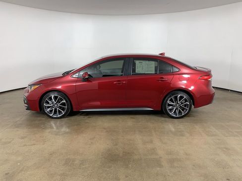 Used 2022 Toyota Corolla SE image 16