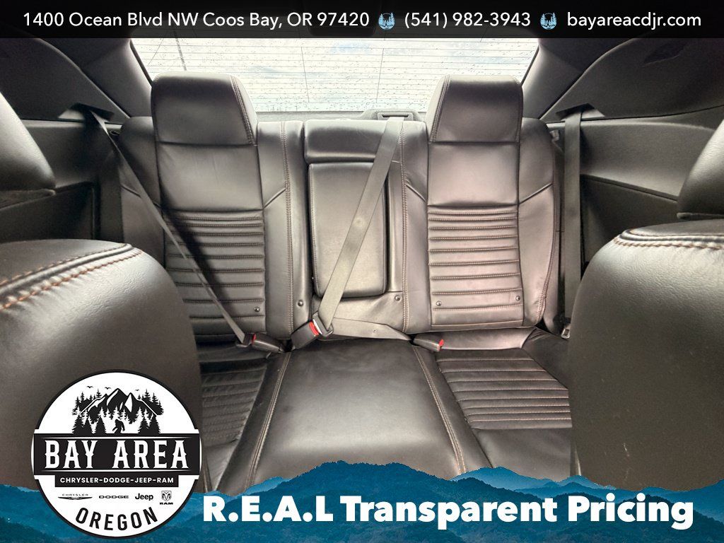 Used 2014 Dodge Challenger R/T RWD image 16