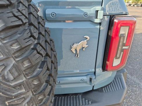 Certified 2023 Ford Bronco Badlands w/ Sasquatch Package AWD/4WD image 16