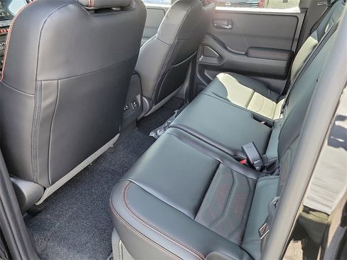 New 2025 Nissan Frontier PRO-4X w/ Pro Premium Package image 12