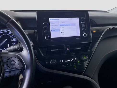 Used 2023 Toyota Camry SE FWD image 18