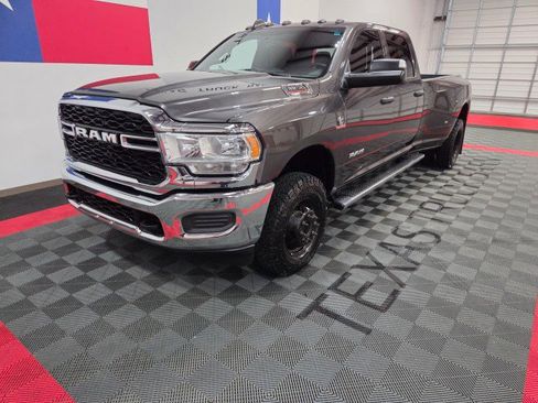 Used 2021 RAM 3500 Tradesman image 3