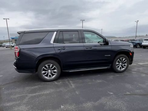 Used 2023 Chevrolet Tahoe LT w/ Luxury Package AWD/4WD image 9