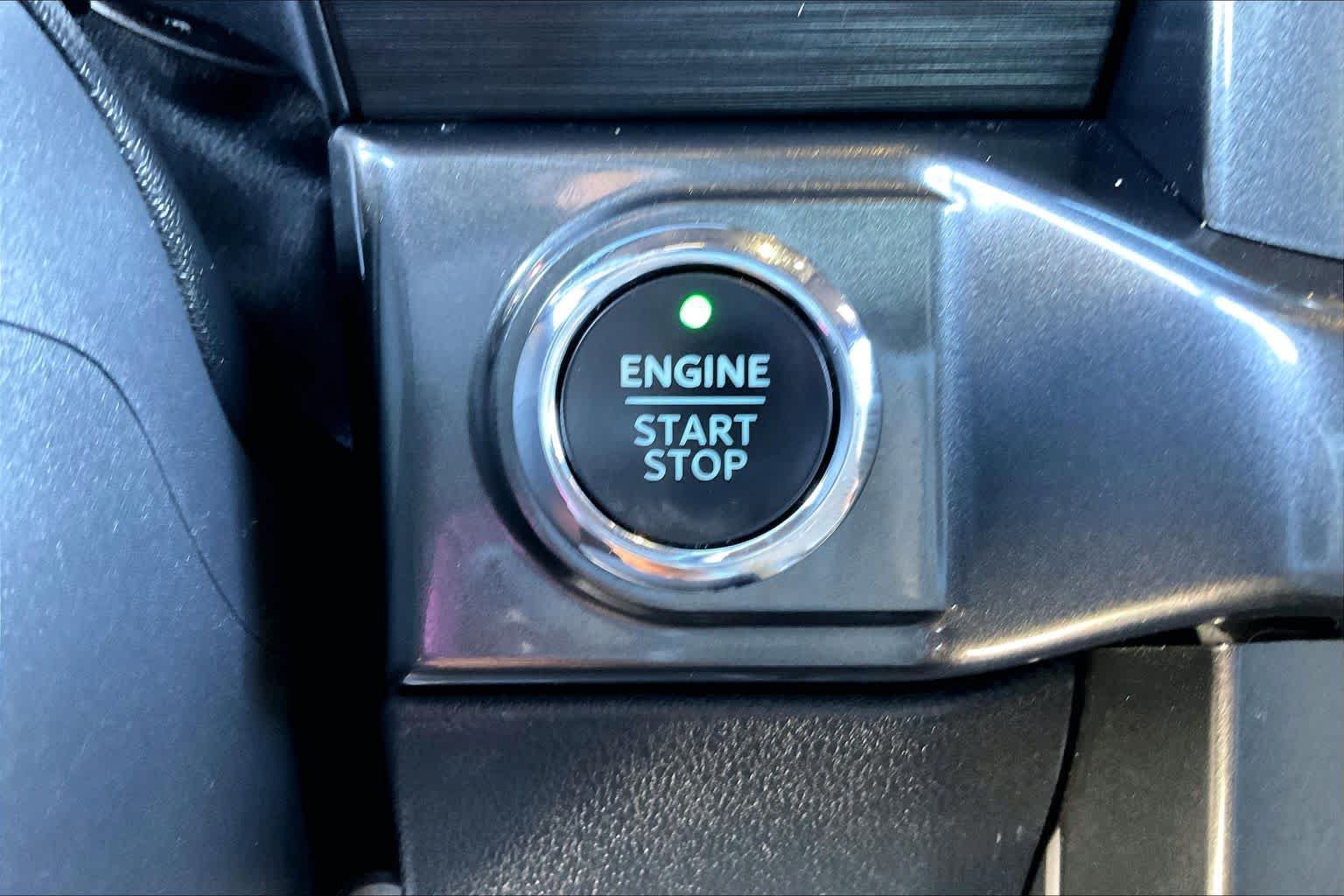 Used 2021 Ford F150 XLT w/ Equipment Group 302A High AWD/4WD image 32