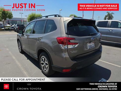 Used 2023 Subaru Forester Premium AWD/4WD image 4