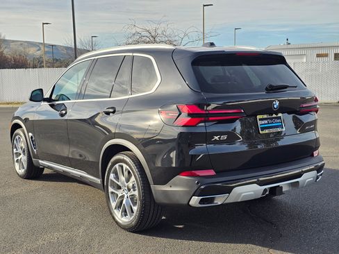 New 2026 BMW X5 xDrive40i w/ Executive Package image 37