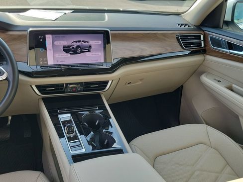 Certified 2026 Volkswagen Atlas SE FWD image 22