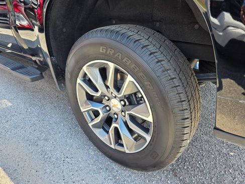 Certified 2025 Chevrolet Silverado 1500 LT RWD image 32