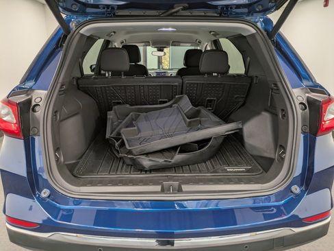 Used 2021 Chevrolet Equinox LT image 24