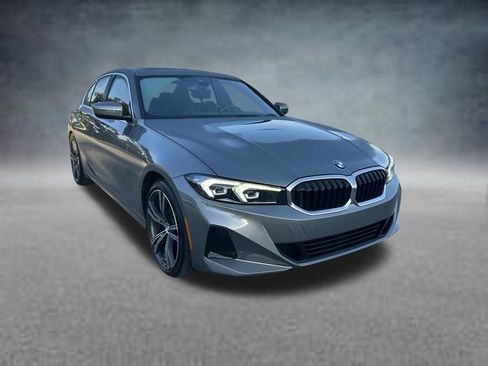 Used 2024 BMW 330i Sedan w/ Convenience Package RWD image 2