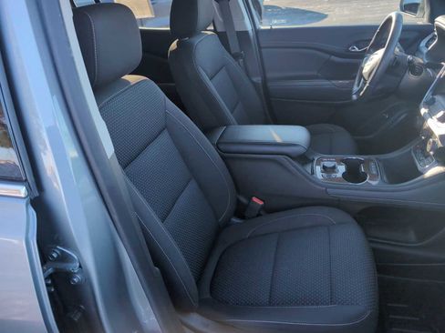 Used 2023 GMC Acadia SLE w/ Driver Convenience Package image 34