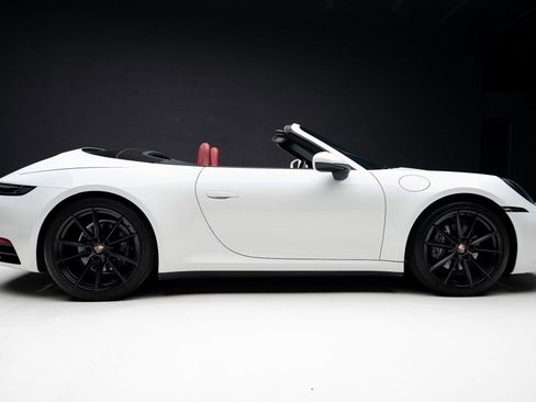 Used 2020 Porsche 911 Carrera image 36